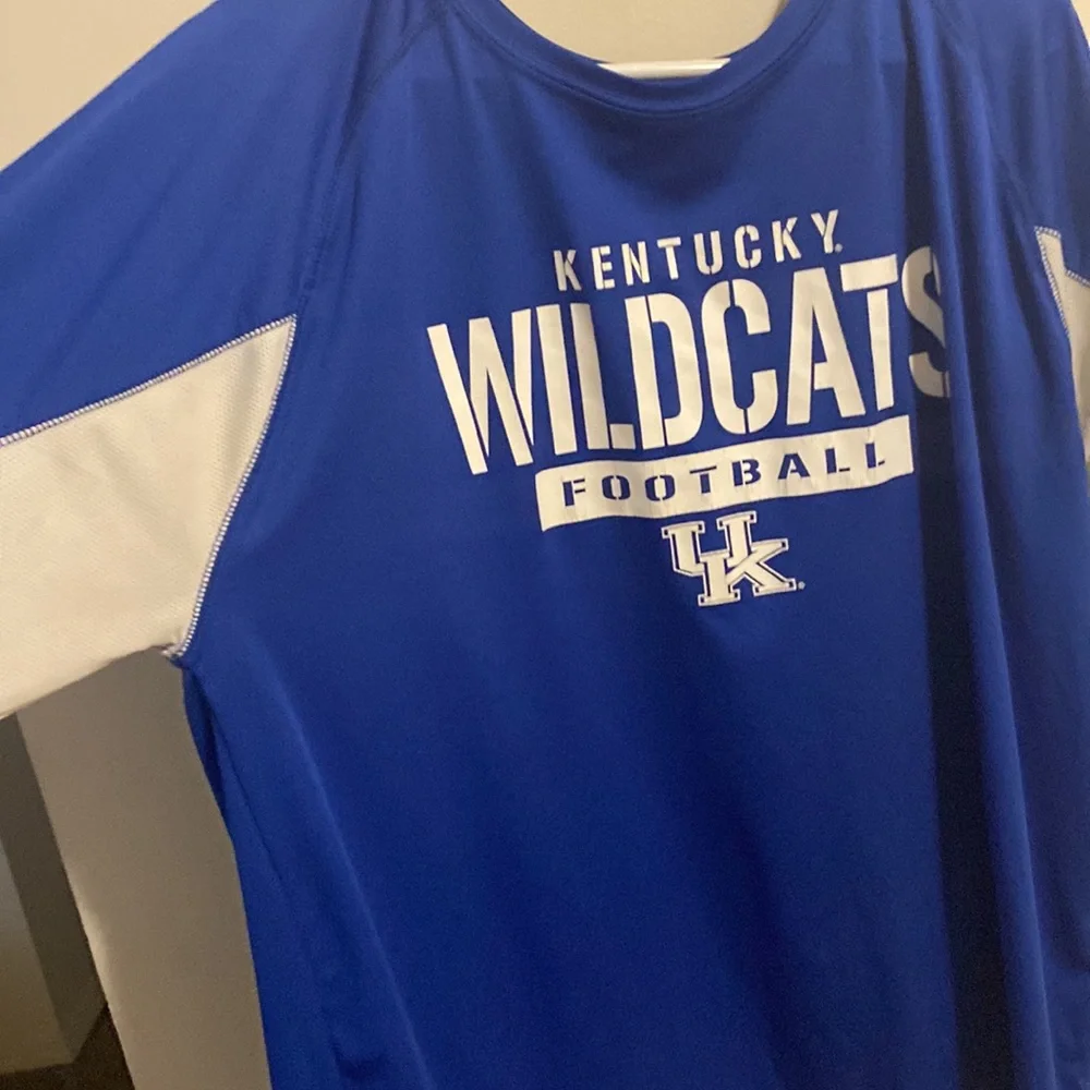 Kentucky Wildcats long sleeve shirt - Picture 2 of 4